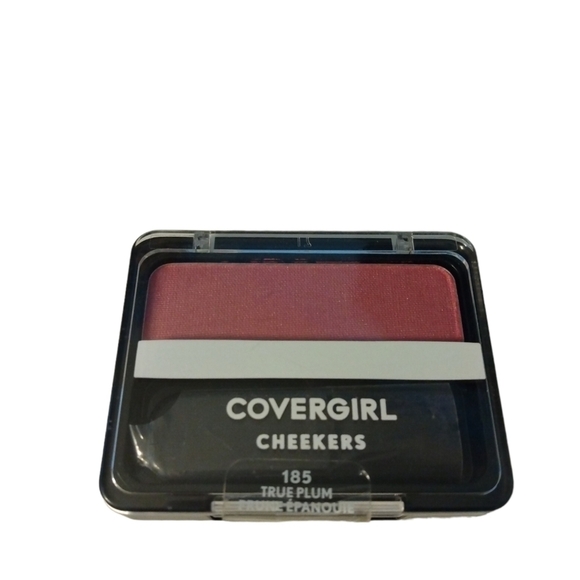 Make Up Bundle Cover Girl, Rimmel, E.L.F., Revlon & more...(10 items) Variety - Picture 10 of 11